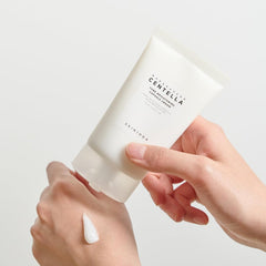 سكين 1004 - كريم لتفتيح البشرة بخلاصة السنتيلا 75 مل