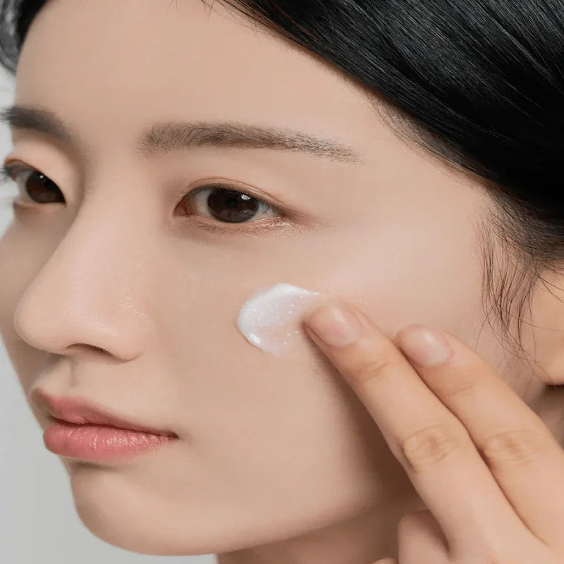 سكين 1004 - كريم لتفتيح البشرة بخلاصة السنتيلا 75 مل