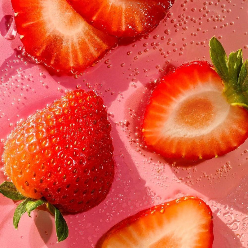 اي او اس - مرطب الشفاه الطبيعي بزبدة الشيا بنكهة الفراولة 7 جم