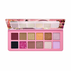 ايسنس - ظلال عيون ويلكم تو ماركش 13.2 جم