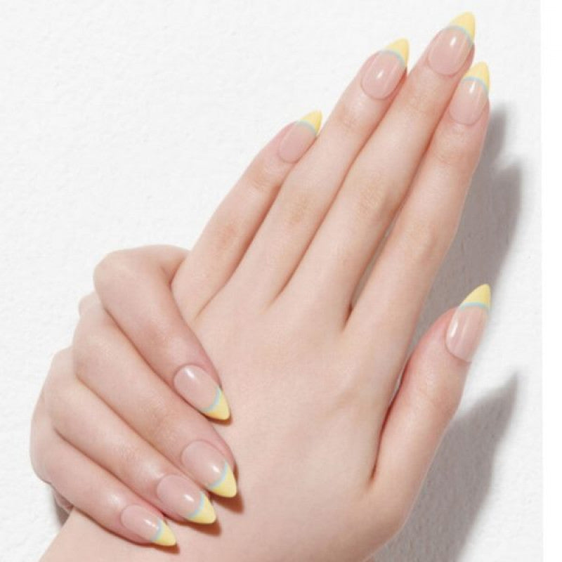 داشينج ديڤا - يلو منت أظافر لاصقة