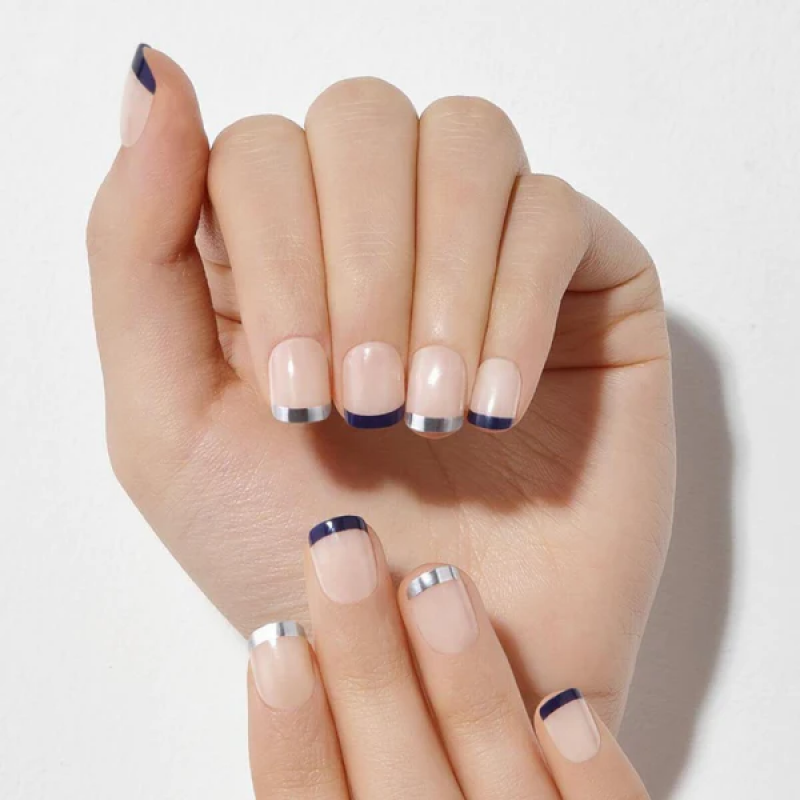 داشينج ديڤا - بي تشيك أظافر لاصقة