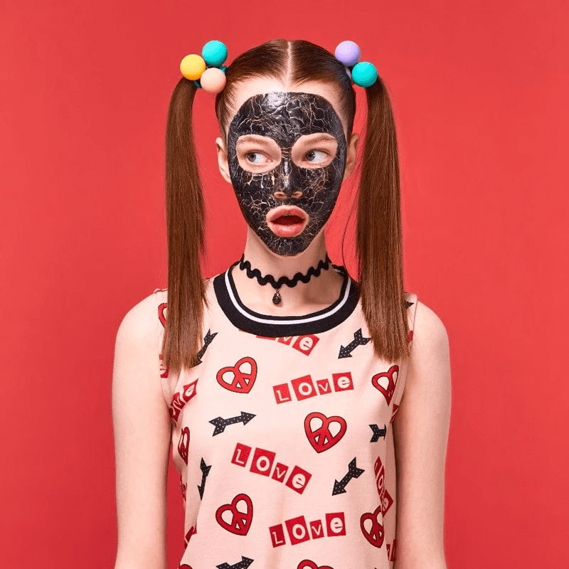 سكين 1004 - زومبي بيوتي قناع مضاد للشيخوخة مع الكمأة السوداء 16 جم